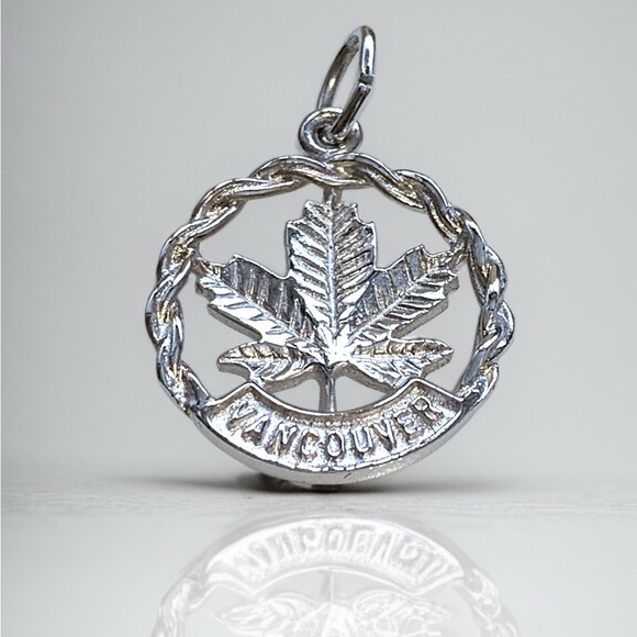 Vintage Jewelry - Vintage 70’s Sterling Silver Souvenir Vancouver Maple Leaf Charm